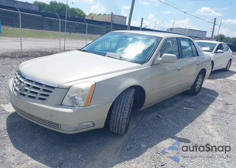 2011 Cadillac Dts Premium Collection z USA, uszkodzony, nr VIN 1G6KH5E67BU117181